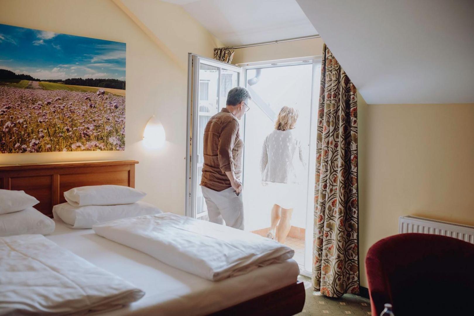 Hotel & Restaurant Stern Gmund  Rom bilde